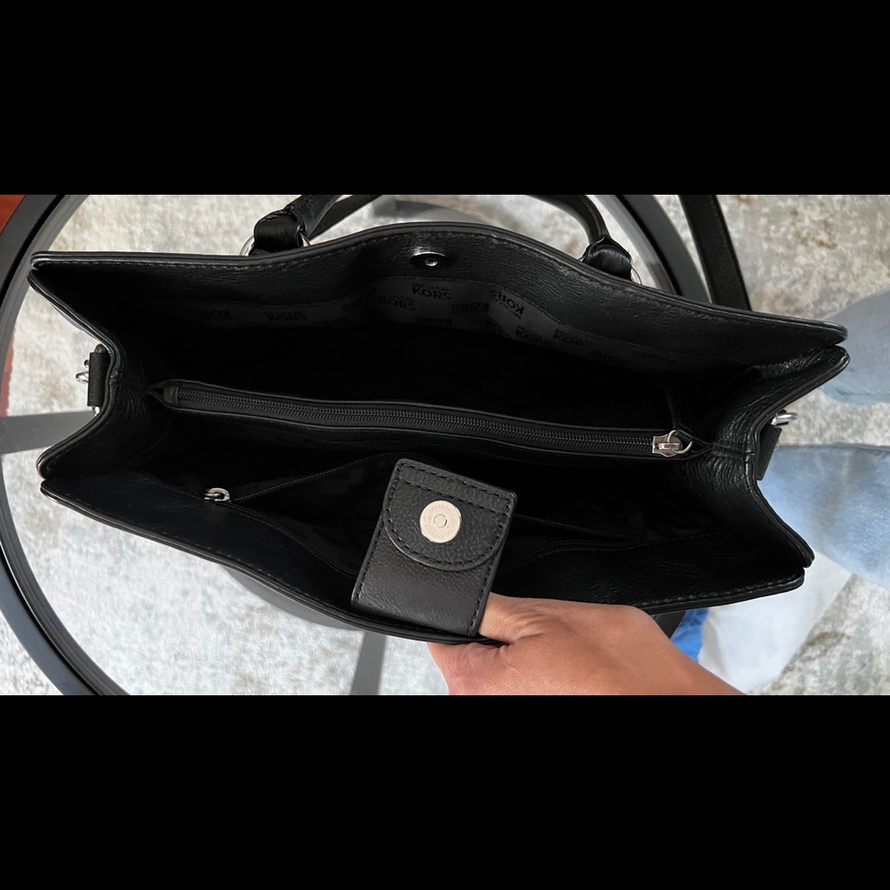 Leather Michael Kors bag - Picture 7 of 7